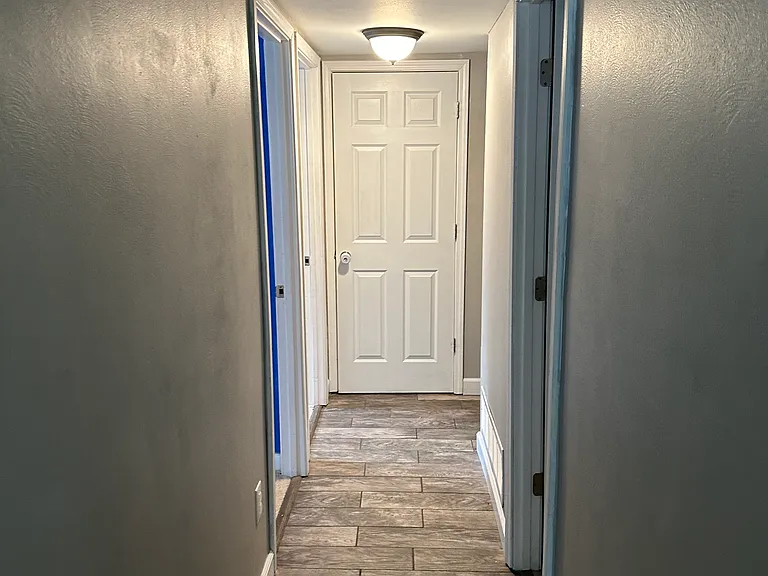 409 Far Hill Dr — Photo 5