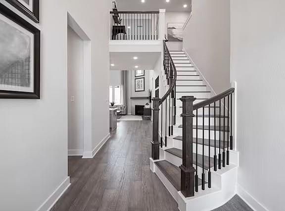 2nd image of 7810 Fulshear Ridge Dr