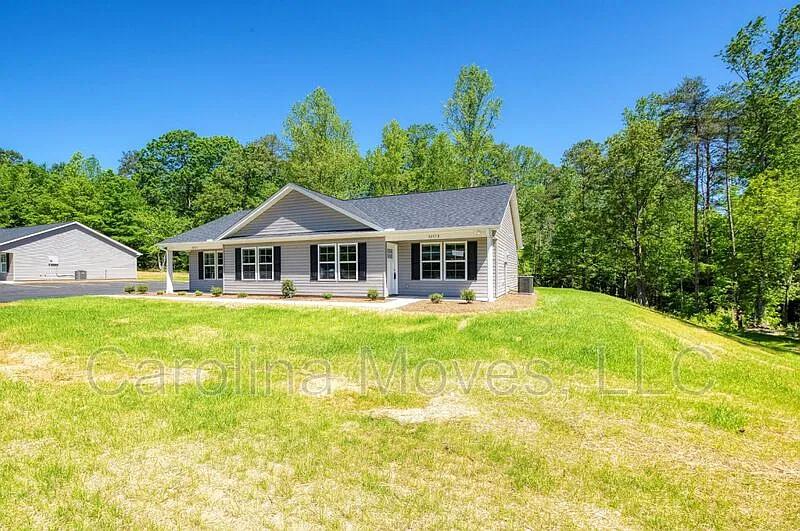 3657 Farrs Bridge Rd #B