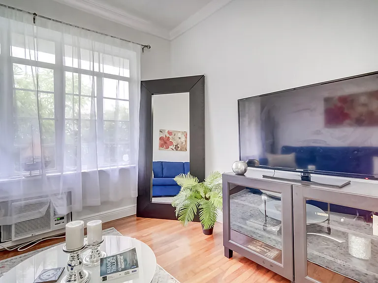 825 Jefferson Ave #2 — Photo 17