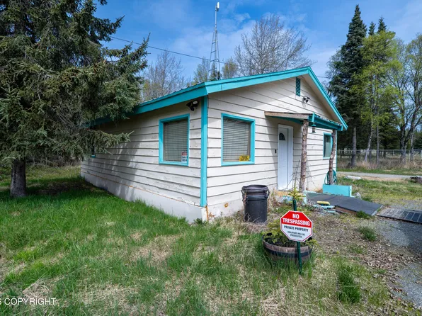 504 Mission St, Kenai, AK 99611