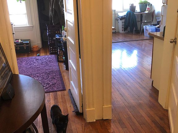 2nd image of 2618 Campbell St APT B