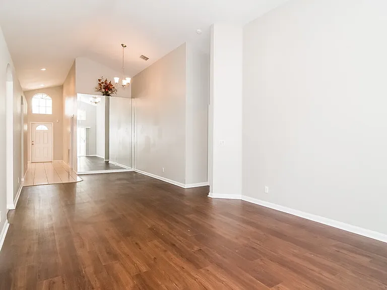 23410 Serene Meadow Dr S — Photo 3