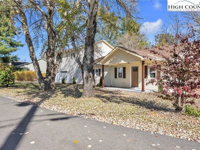 309 W Evergreen Street, West Jefferson, NC, 28694