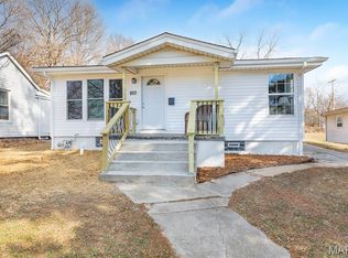 820 Highland St, Edwardsville, IL 62025