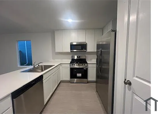 12165 Steeplechase Dr — Photo 5