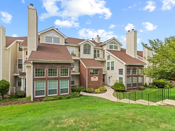 128 Carriage Crossing Lane #128, Middletown, CT 06457