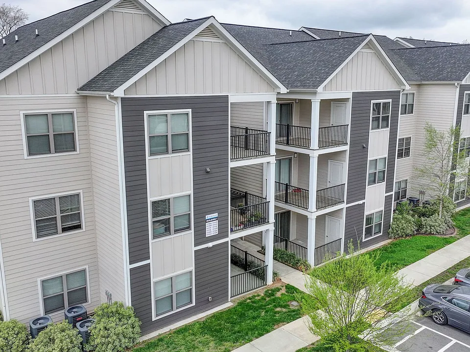 Hyde Glen Apartments