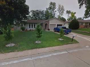 529 Fairdale Rd, Salina, KS 67401