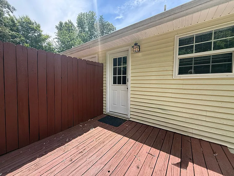 125 W Bangham Rd — Photo 20