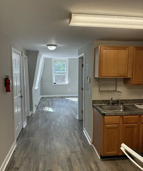 161 Caroline St #3 — Photo 5
