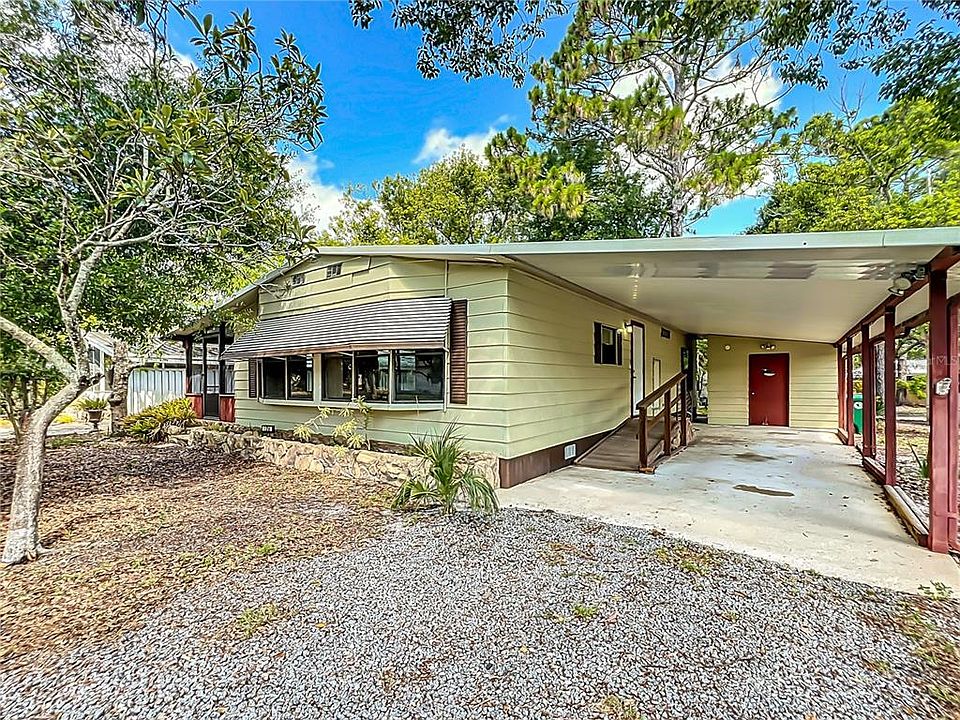 1st image of 128 E PLANTATION BOULEVARD