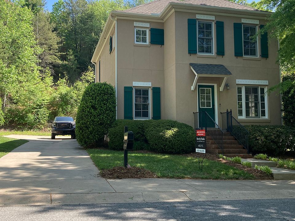 1st image of 114 White Ash Dr E