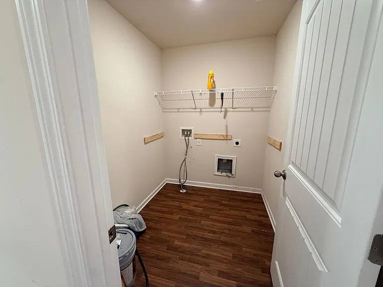 532 Ruths Dr — Photo 10