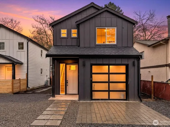 11017 35th Avenue NE, Seattle, WA 98125