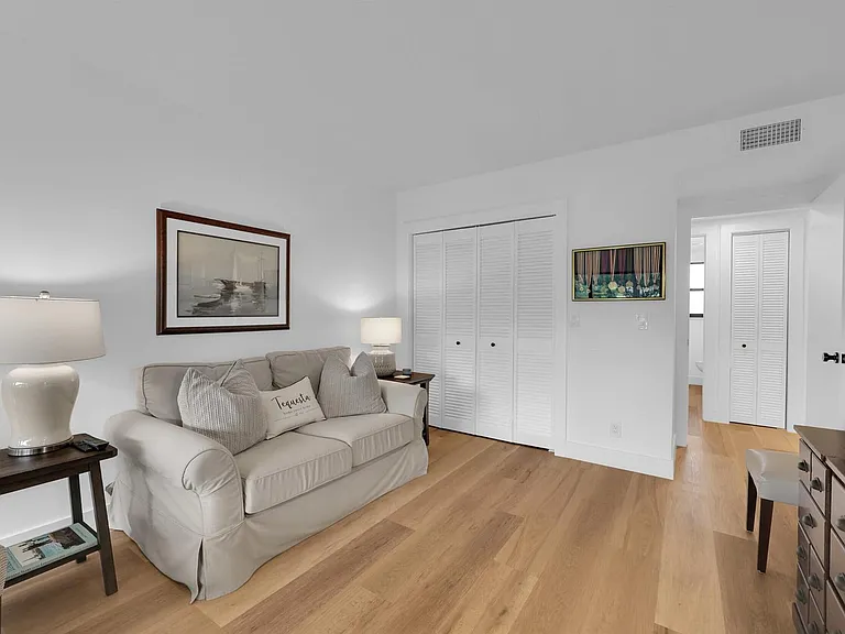 10 SE Turtle Creek Dr #B — Photo 26
