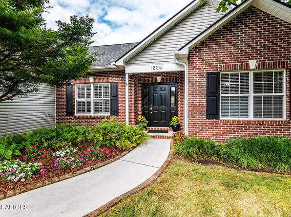 1205 Walnut Branch Ln, Knoxville, TN 37922