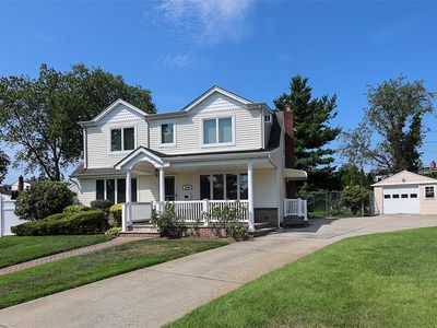1600 Irving Court, North Bellmore, NY, 11710