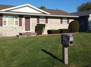 911 N Polk Dr, Oakland City, IN 47660