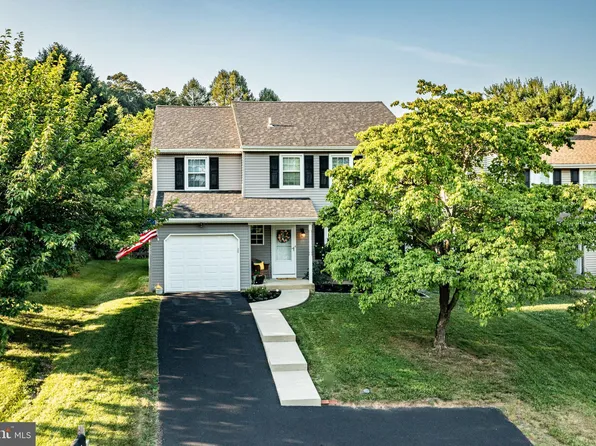 1205 Delaware Ln, Downingtown, PA 19335