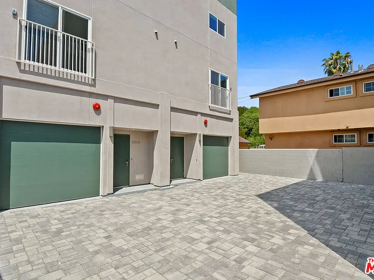 2523 1/2 S Orange Dr — Photo 15