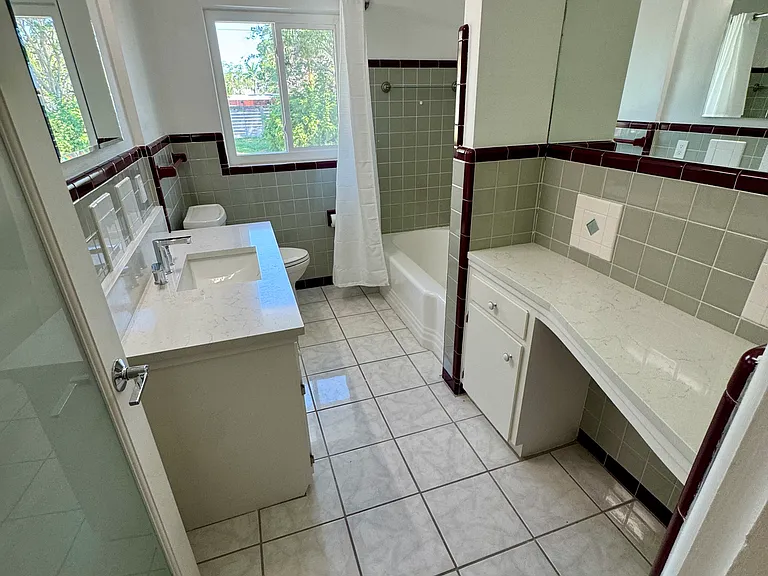 276 Snell Isle Blvd NE — Photo 13