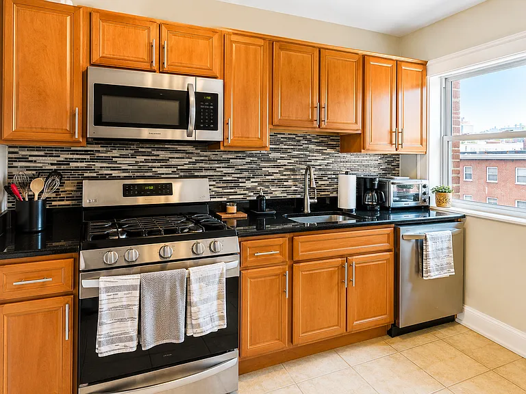 1504 Commonwealth Ave #6 — Photo 6