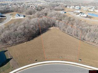 2121 Deerwood Dr, Mankato, MN 56003