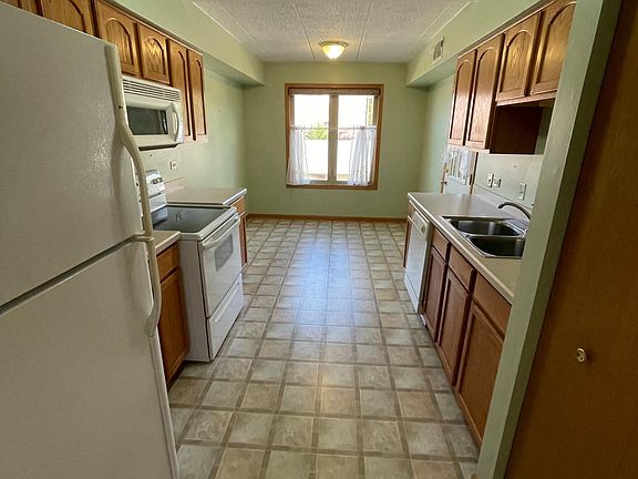 4th image of 11112 E Cove Cir Unit 2B