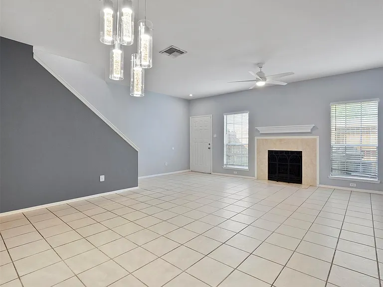 17641 Red Oak Dr #641 — Photo 4