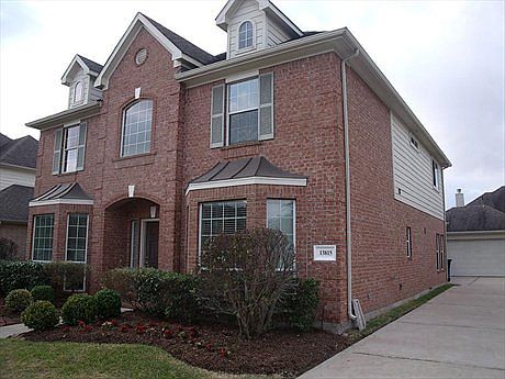 3rd image of 13815 Brannon Field Ln