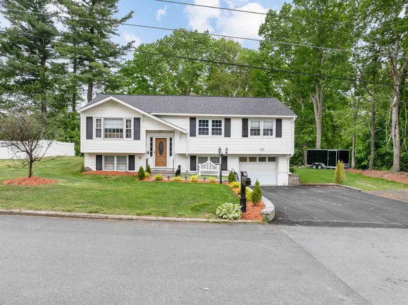 127 Shore Drive, Nashua, NH 03062