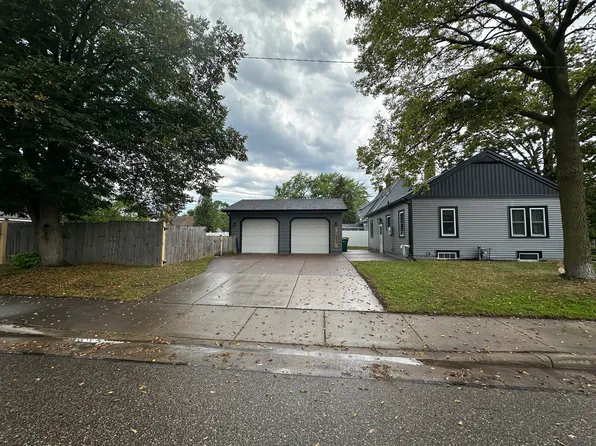 1823 Emery St, Eau Claire, WI 54701