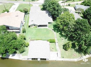 313 E Pheasant Rd, Highland Haven, TX 78654