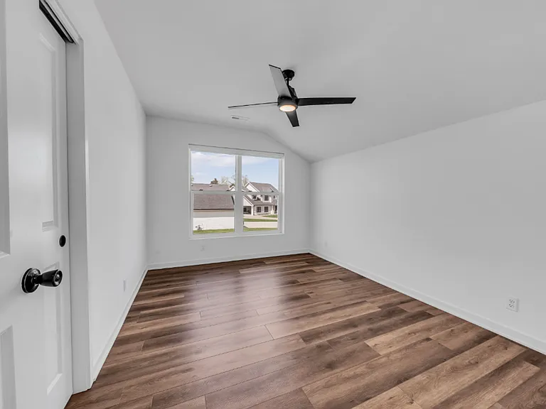 23817 Harvest Heights Cir — Photo 17