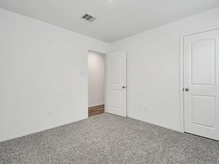 24430 Elmwood Falls Dr — Photo 24