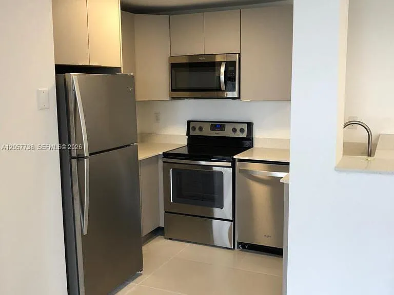 9682 Fontainebleau Blvd #507 — Photo 6