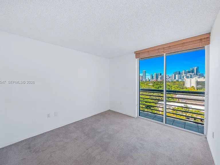 2400 SW 3rd Ave #706 — Photo 11