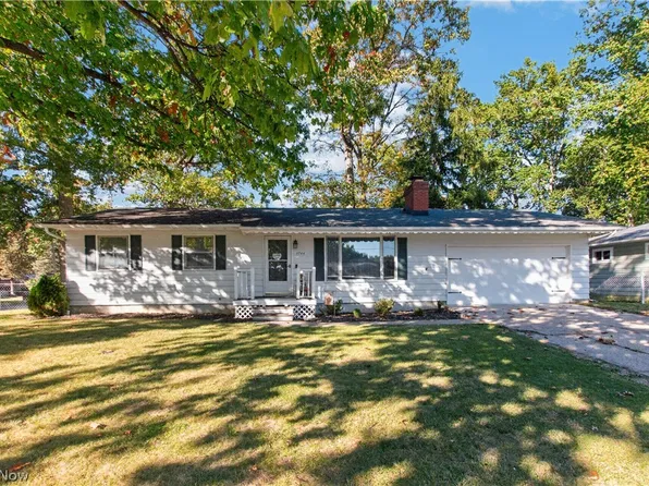 4744 Timberview Dr, Vermilion, OH 44089