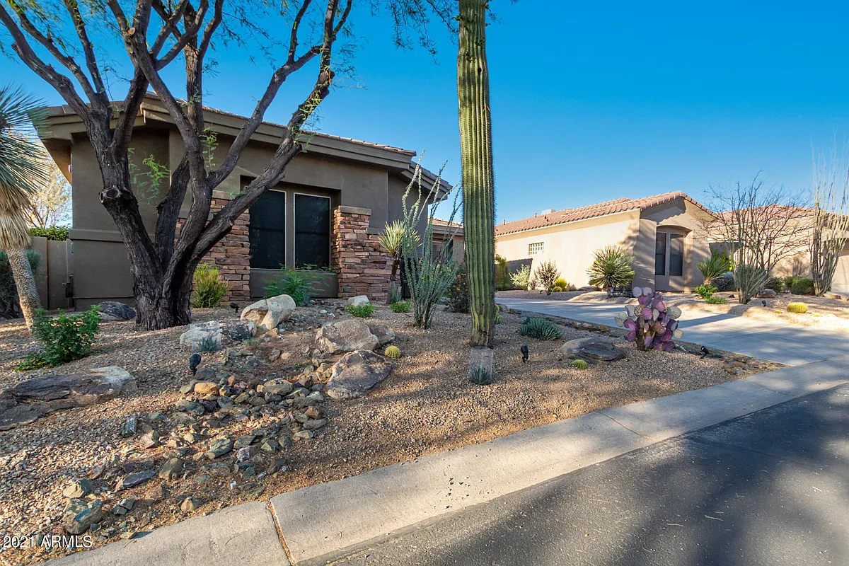 Building Photo - 7468 E Soaring Eagle Way