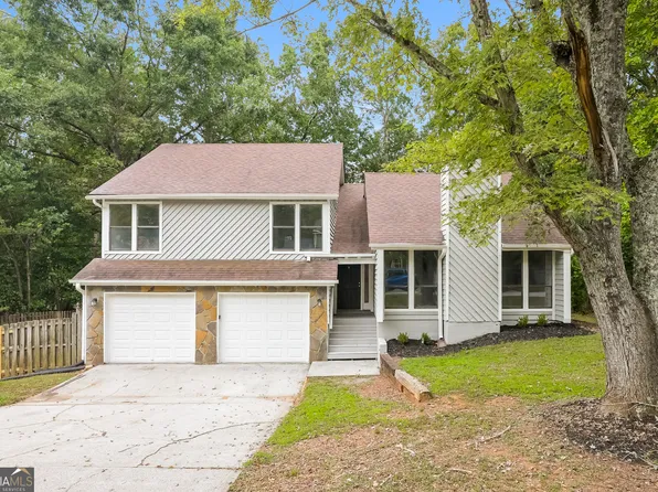 5295 Kelleys Mill Cir, Stone Mountain, GA 30088