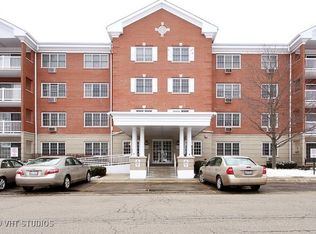 1220 Depot St UNIT 302, Glenview, IL 60025