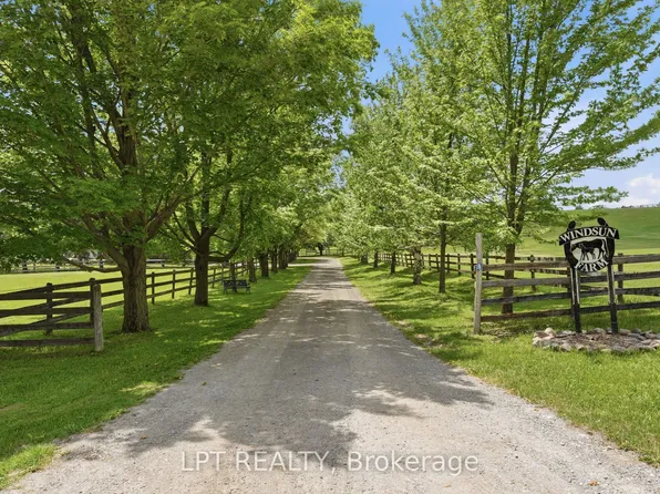 19700 Marsh Hill Rd, Scugog, ON L9P 1R3