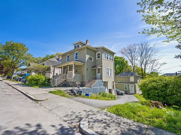 201 Dana Ave, Worcester, MA 01604