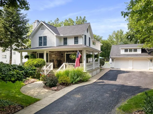 942 Lincoln Ave, Adrian, MI 49221