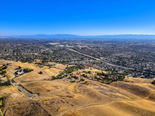 1321 Terra Vista Ct, Milpitas, CA 95035