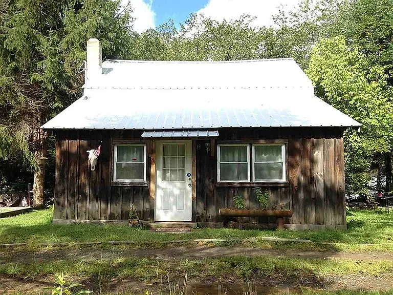 38 Spring St — Photo 15