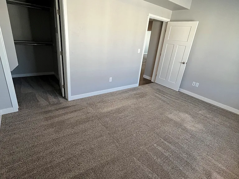 Copper Village Apartments — Photo 44
