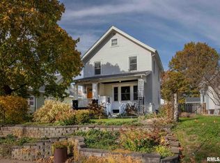 2710 Middle Rd, Davenport, IA 52803