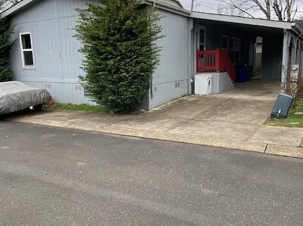 12420 SE Bush St Unit 2, Portland, OR 97236